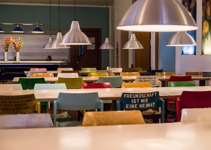 Amstel House Hostel